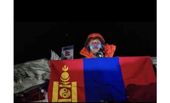 8163 метр өндөр Манаслу оргилд гарсан О.Золбоохүү өнөөдөр эх орондоо ирнэ